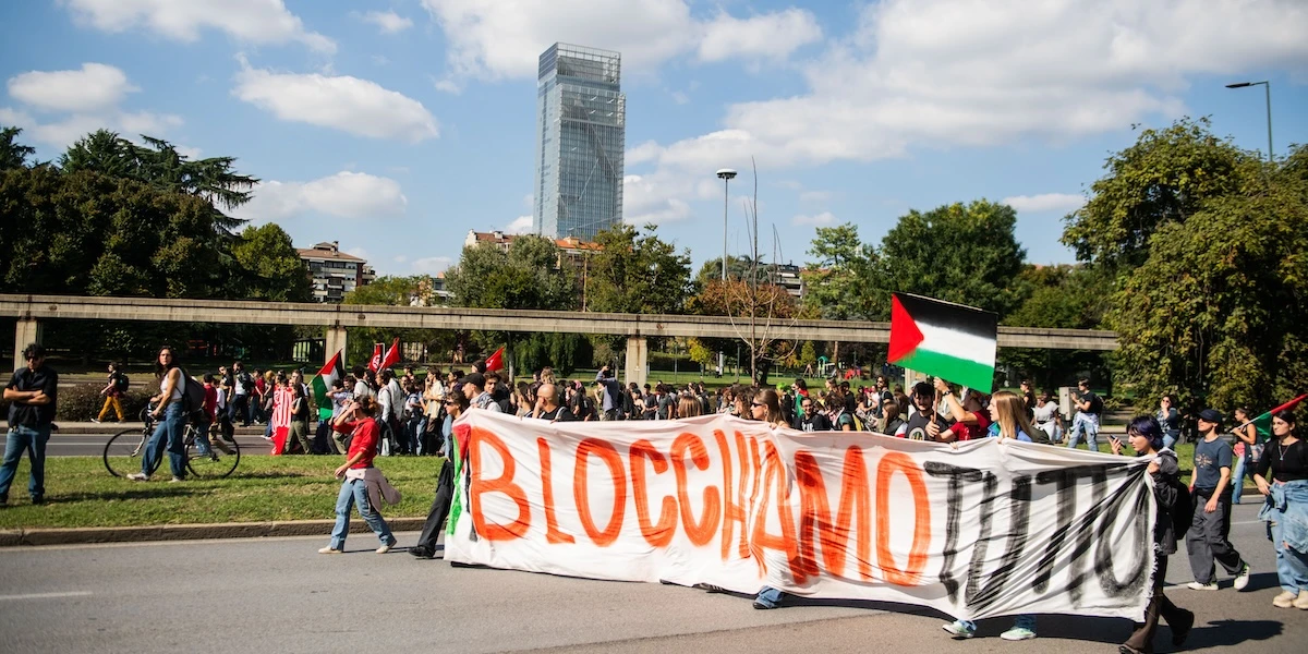 pochi secondi faLo sciopero generale per la Flotilla e per GazaOltre ai trasporti si fermeranno molti altri settori, e sono previsti cortei in moltissime città italiane