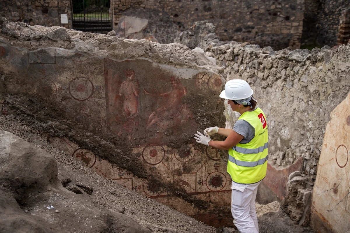 1 minuto faLa grande mappatura di PompeiAttraverso droni e radar si è concluso un monitoraggio più dettagliato del sito: con più dati a disposizione cambierà anche il modo di decidere cosa restaurare, e quando