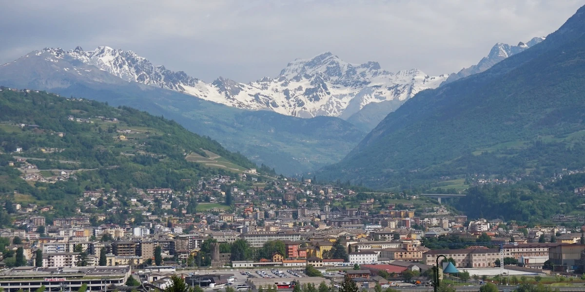 5 minuti faOggi si vota anche in Valle d’AostaIl principale partito autonomista governava insieme al PD ma ora rivendica di non essere «né di destra né di sinistra»