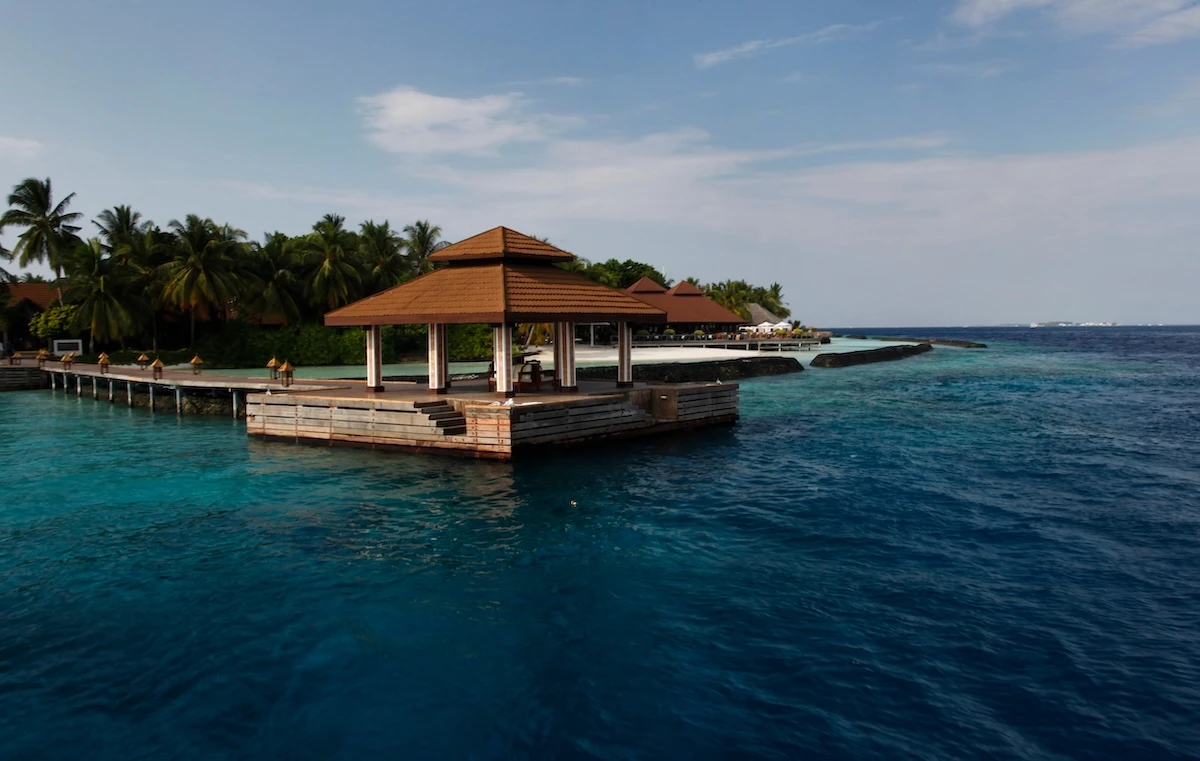5 minuti faAlle Maldive è arrivato un gruppo di sommozzatori finlandesi per le ricerche degli italiani dispersi dopo un’immersione