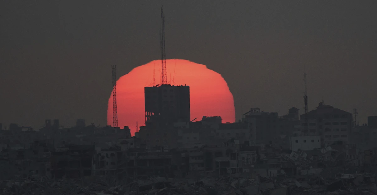 2 minuti faC’è un’altra proposta di cessate il fuoco a GazaA cui Hamas ha appena dato risposta positiva e che prevede una tregua di 60 giorni: ma è ancora tutto molto molto incerto