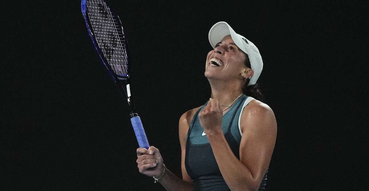 Madison Keys ha vinto gli Australian OpenLa tennista statunitense ha battuto a sorpresa la bielorussa Aryna Sabalenka, numero 1 al mondo e vincitrice delle ultime due edizioni del torneo