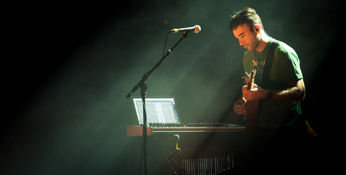 Sufjan Stevens sta bene, dopo «due anni di merda»In una rara intervista, il cantautore statunitense ha raccontato come ha recuperato un po' di serenità dopo un periodo difficile