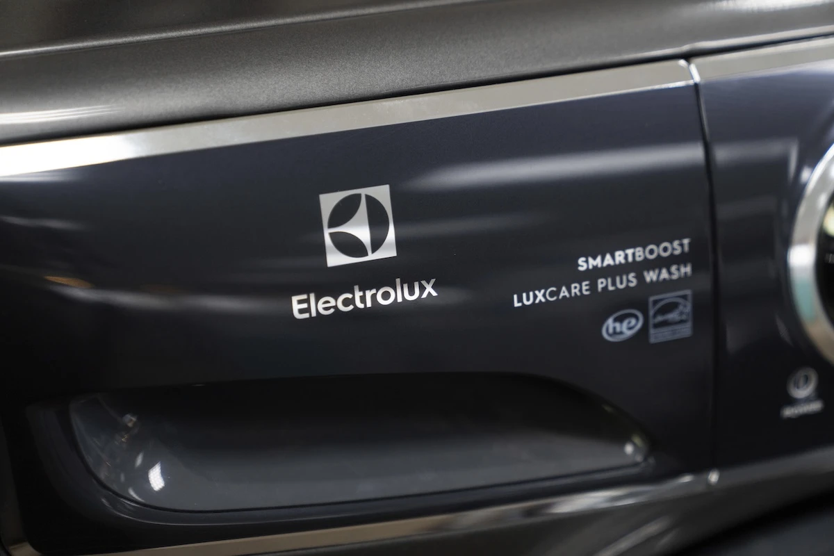 4 minuti faLa multinazionale di elettrodomestici Electrolux ha annunciato ai sindacati 1.700 esuberi e la chiusura di uno stabilimento in Italia
