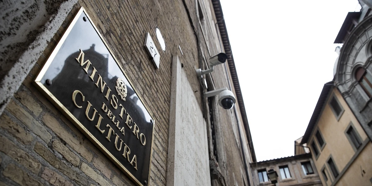 pochi secondi faIl ministero della Cultura ha revocato 66 milioni di euro precedentemente concessi col tax credit a varie produzioni cinematografiche
