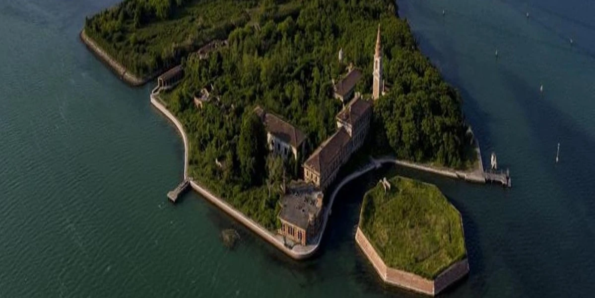 2 minuti faPoveglia per tuttiLo Stato ha concesso parte dell’isola della laguna di Venezia a un’associazione che da anni la chiedeva, e che vuole metterla a disposizione della collettività
