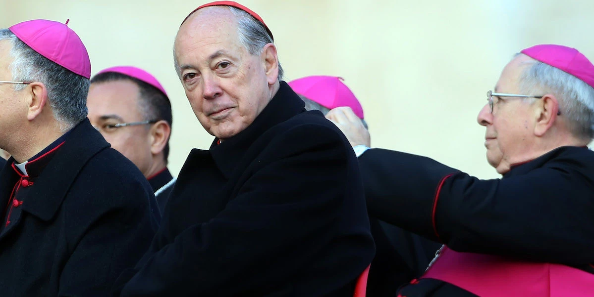 Il cardinale accusato di pedofilia che sta partecipando agli eventi prima del conclavePapa Francesco aveva imposto vari divieti a Juan Luis Cipriani Thorne, anche di indossare gli abiti da cardinale, ma lui lo fa lo stesso