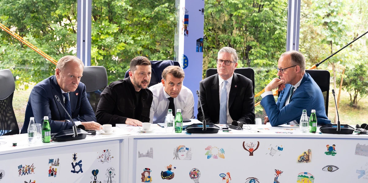 pochi secondi faL’Europa e l’Ucraina non vogliono rimanere fuori dalle trattative con la RussiaE chiedono di includere Zelensky, dopo l'annuncio di un incontro tra Trump e Putin su un possibile accordo di pace