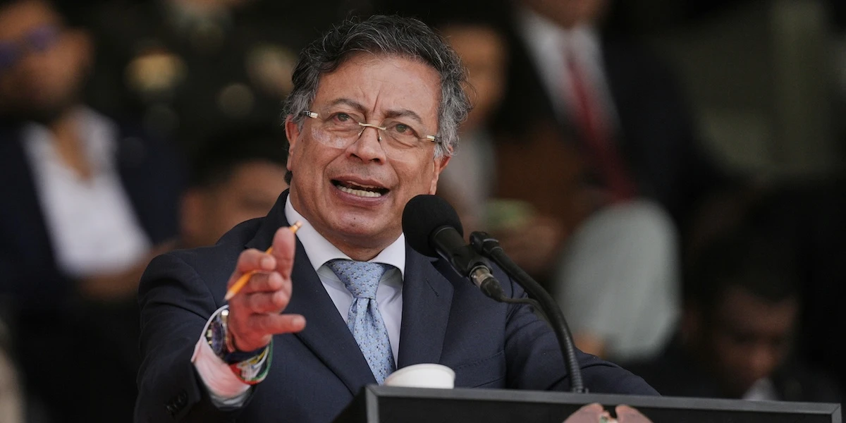 1 minuto faGli Stati Uniti hanno imposto sanzioni al presidente della Colombia Gustavo Petro