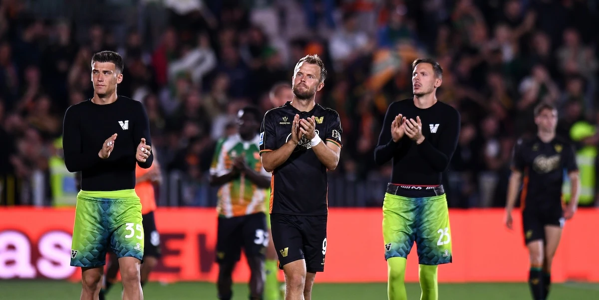 pochi secondi faLo stipendio dei calciatori di Serie A che retrocedono in Serie B sarà automaticamente ridotto del 25 per cento