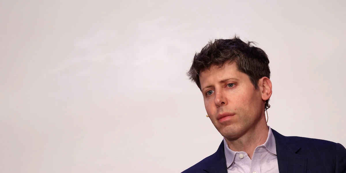 3 minuti faOpenAI ha presentato due modelli d’intelligenza artificiale “aperti”Cioè liberamente scaricabili e modificabili da chiunque, e l'ha fatto per la prima volta in accordo con Amazon
