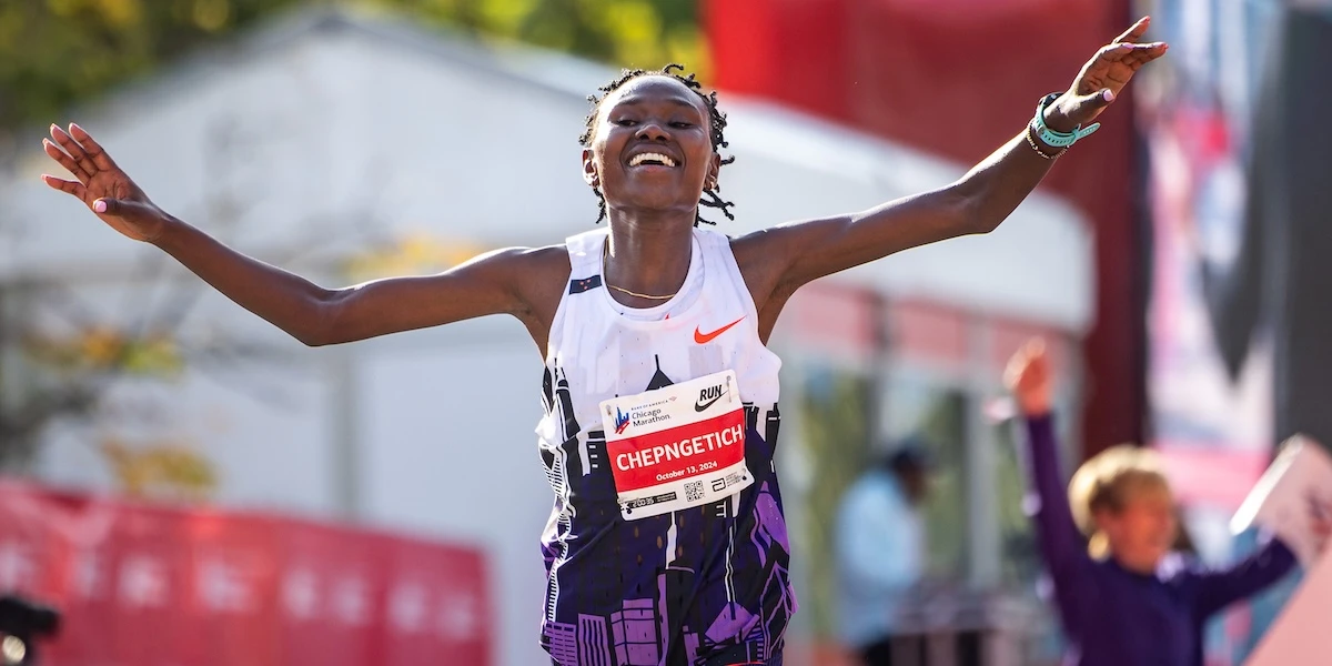 4 minuti faL’atleta keniana Ruth Chepngetich, detentrice del record mondiale femminile della maratona, è stata squalificata tre anni per doping