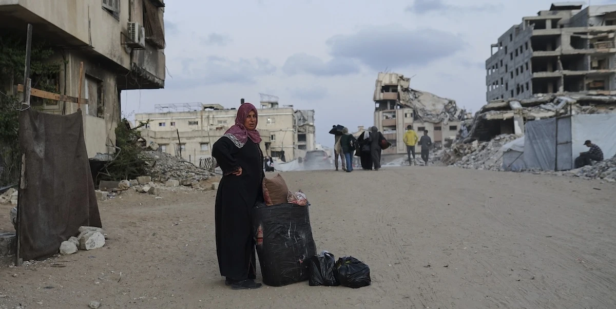 La nuova proposta di cessate il fuoco a Gaza non sembra risolutivaL'hanno annunciata gli Stati Uniti e la sostiene Israele: prevede 60 giorni di interruzione della guerra, in cambio della riconsegna di ostaggi, senza garanzie sul futuro