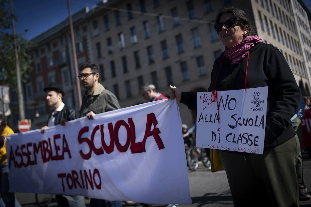 2 minuti faPerché la riforma degli istituti tecnici non piace a insegnanti e studentiManca poco al prossimo anno scolastico e ancora non si sanno molte cose su come verrà messa in pratica