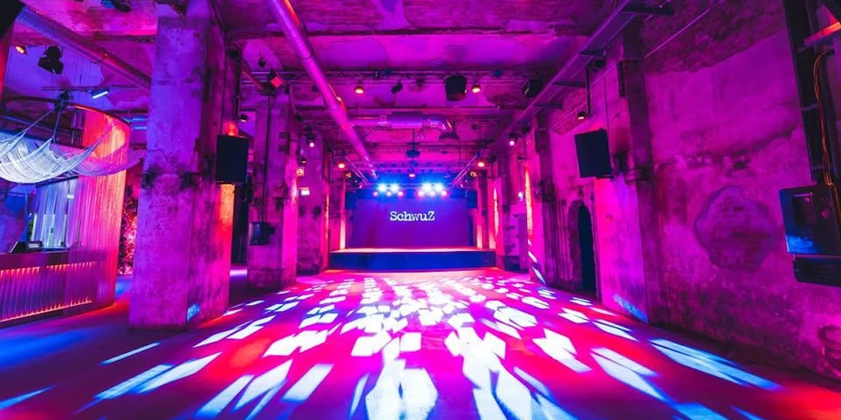 pochi secondi faIl fallimento di uno dei più importanti club gay di BerlinoLo Schwuzentrum è un locale storico per la scena LGBT+ della città: ha dichiarato bancarotta giovedì