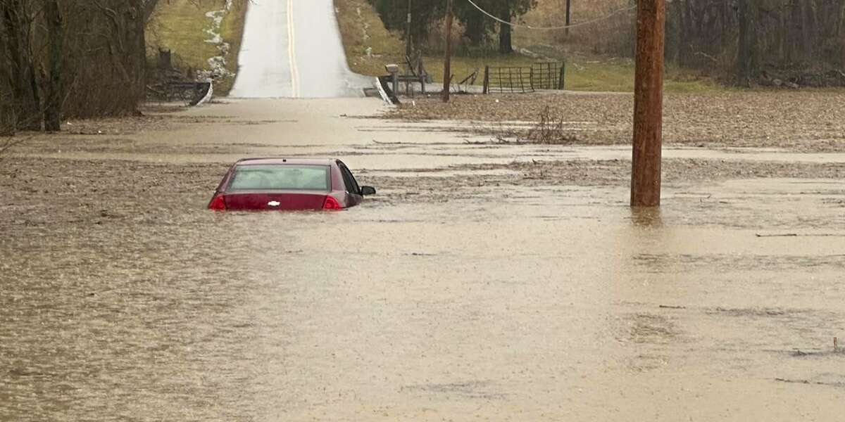 Almeno nove persone sono morte a causa delle forti piogge nel sud-est degli Stati Uniti