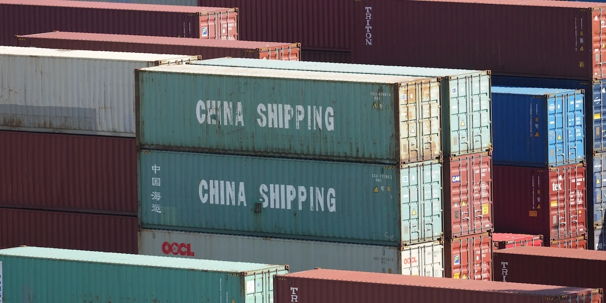 3 minuti faA giugno la Cina è tornata a esportare terre rare e magneti negli Stati Uniti, dopo il blocco deciso in risposta ai dazi di Trump