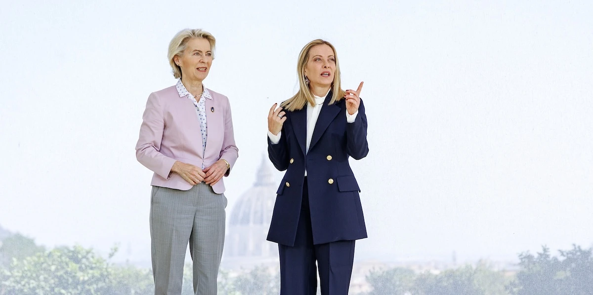 1 minuto faPer Meloni la mozione di sfiducia contro la Commissione Europea è una bella granaSe la sostiene va contro un suo vicepresidente, ma se non lo fa rischia di perdere consensi a destra