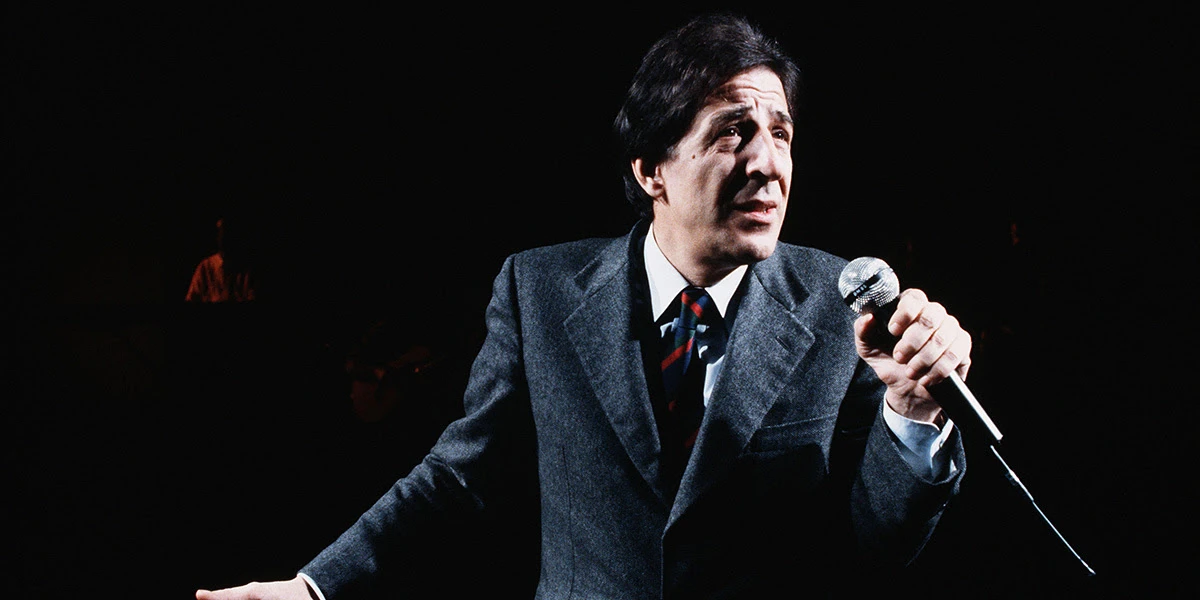 Un’altra canzone di Giorgio GaberForse ci sono ancora le cose rassicuranti, quelle meno rumorose