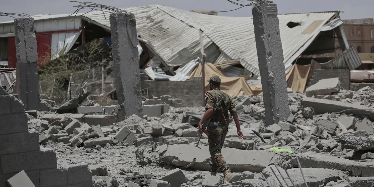 Regno Unito e Stati Uniti hanno bombardato un obiettivo militare degli Houti in Yemen
