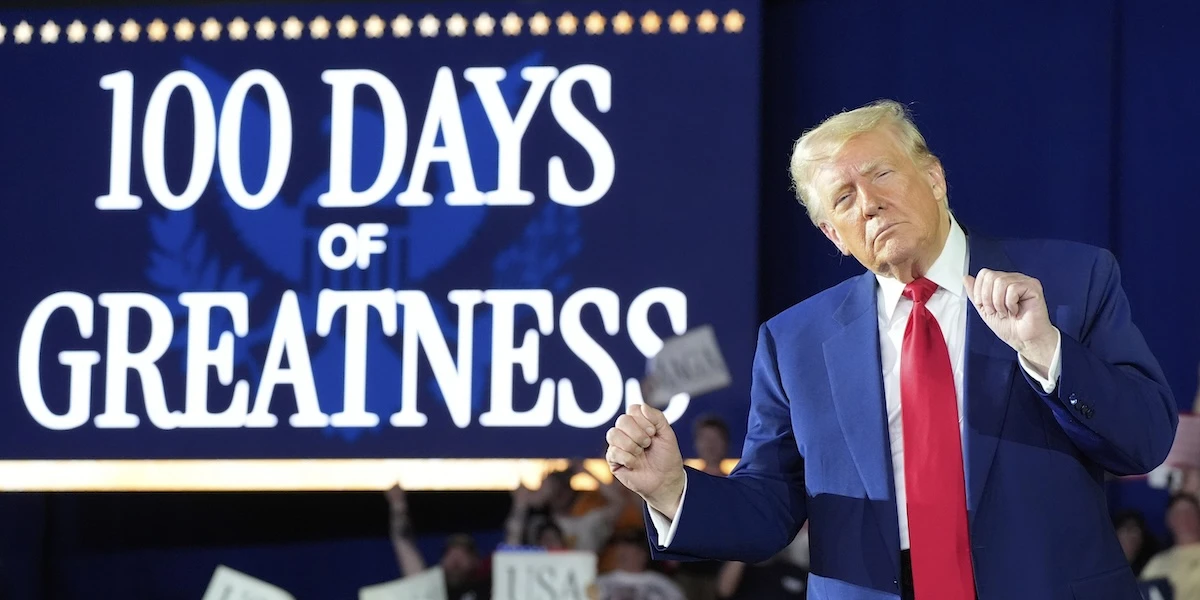 Trump ridurrà i dazi alle aziende automobilisticheSaranno esentate dal pagamento di imposte aggiuntive, come quelle su alluminio e acciaio