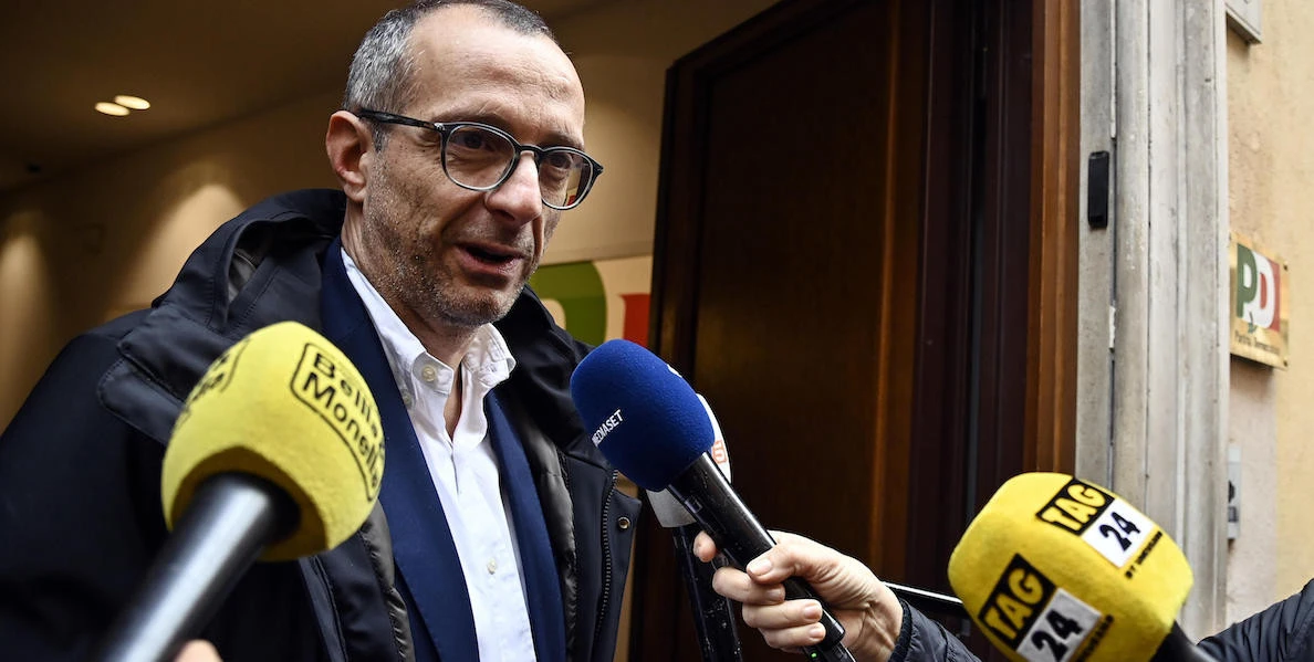 2 minuti faLe accuse contro Matteo Ricci, europarlamentare e candidato del PD nelle MarcheSecondo la procura, nel periodo in cui era sindaco di Pesaro avrebbe fatto parte di un sistema di affidamenti illeciti
