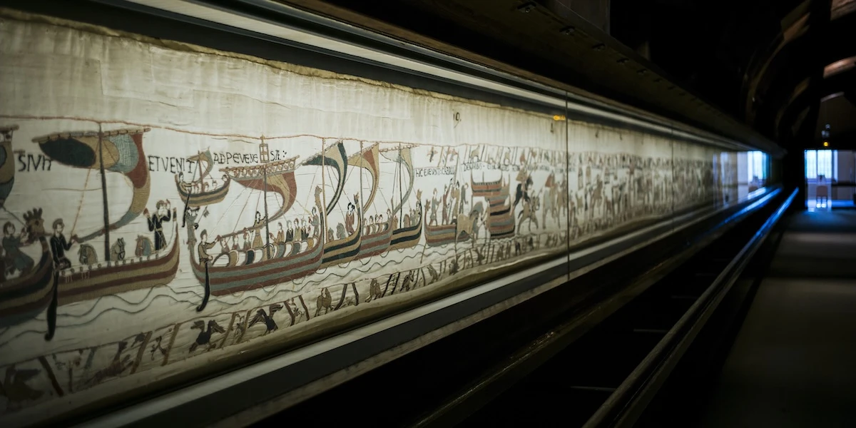 1 minuto faPer la prima volta sarà esposto nel Regno Unito l’arazzo di Bayeux, un’opera molto simbolica per il paese e che sarà prestata dalla Francia