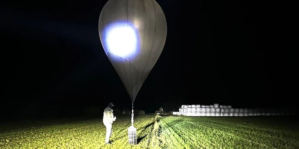 2 minuti faMartedì sera l’aeroporto di Vilnius è stato chiuso a causa della presenza di palloni aerostatici usati per il contrabbando di sigarette
