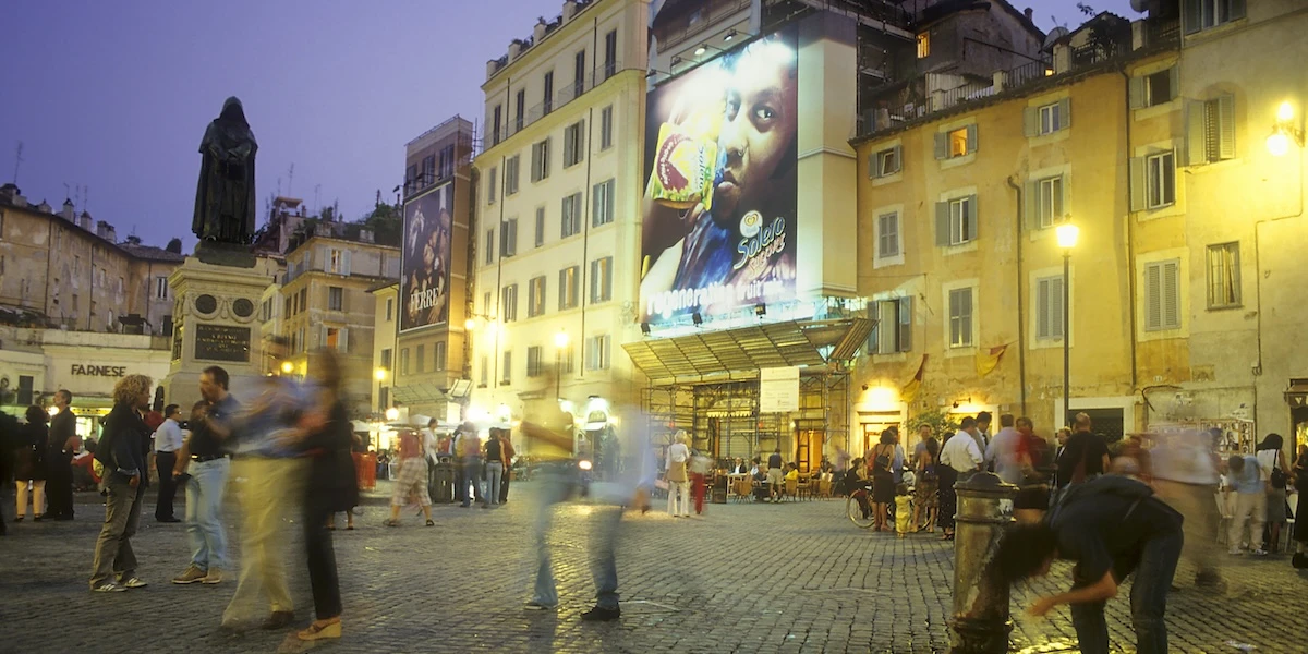 4 minuti faA Roma Gualtieri vuole meno cartelloni pubblicitari, ma più grandi e luminosiI municipi del centro storico però sostengono che sia pericoloso per gli automobilisti: se ne sta discutendo