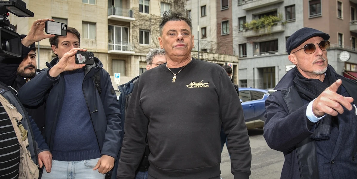 2 minuti faDavide Lacerenza e Stefania Nobile hanno patteggiato per aver organizzato un giro di prostituzione e spaccio nel noto locale milanese La Gintoneria