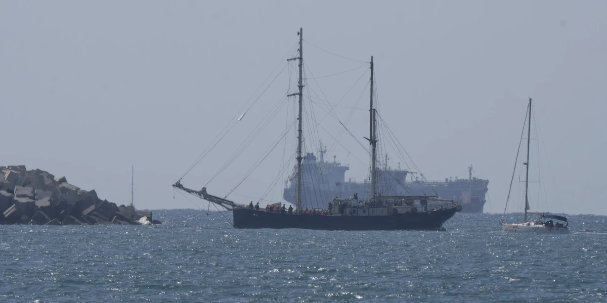 2 minuti faLa procura di Roma ha aperto un’indagine per sequestro di persona e danneggiamento per quanto accaduto agli attivisti della Flotilla