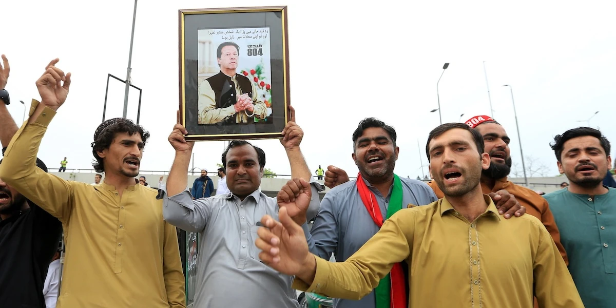 2 minuti faIn Pakistan 196 persone, tra cui il leader dell’opposizione in parlamento, sono state condannate per le proteste del 2023