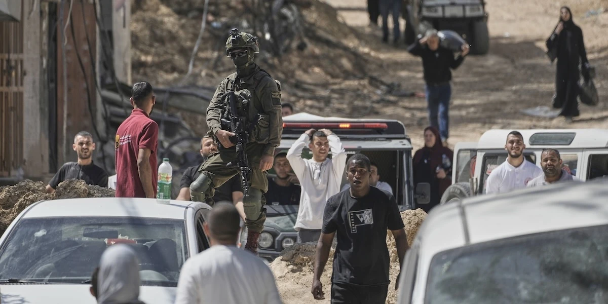 Il giornalista palestinese che usa l’Osint per investigare i crimini di guerra israelianiYounis al Tirawi segue i profili social dei soldati israeliani e archivia e analizza informazioni che raccoglie online