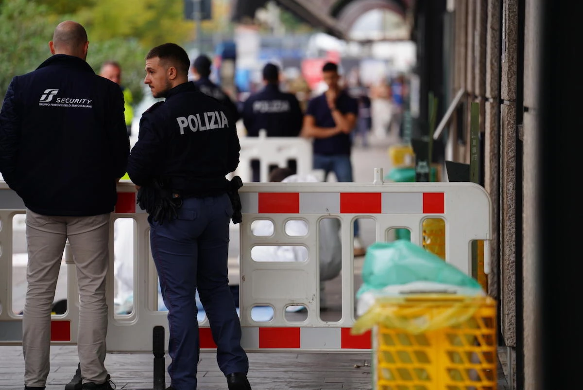 3 minuti faSull’omicidio di Moussa Diarra ci saranno nuove indaginiLa richiesta di archiviazione è stata respinta, e il poliziotto che ha sparato il 20 ottobre del 2024 davanti alla stazione di Verona ora è indagato anche per depistaggio