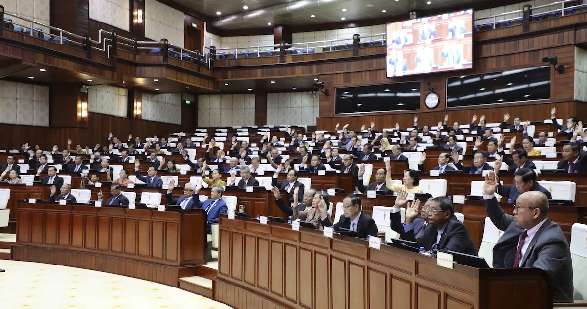 2 minuti faLa Cambogia ha approvato una legge per revocare la cittadinanza a chi viene giudicato colluso con un’altra nazione