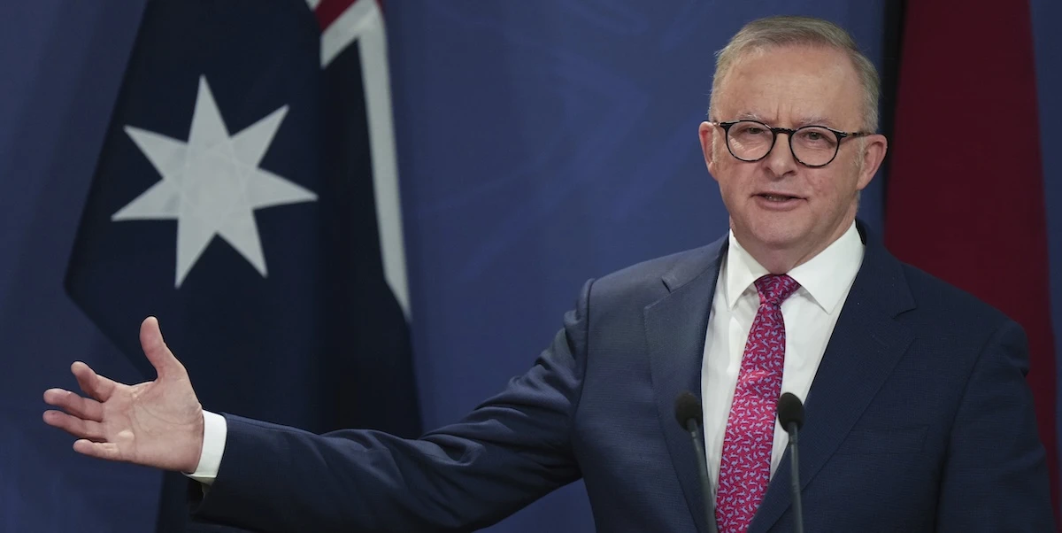 1 minuto faL’Australia ha espulso l’ambasciatore dell’Iran, accusando il paese di essere responsabile di attacchi contro la comunità ebraica