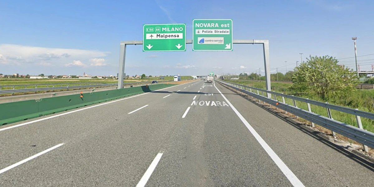 3 minuti faUn grave incidente ha bloccato l’autostrada A4 per oreQuattro persone sono morte in uno scontro frontale sulla Torino-Milano, sembra causato da un'auto in contromano
