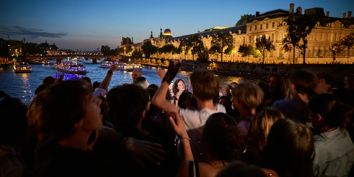 In Francia 145 persone hanno denunciato di essere state punte con delle siringhe durante la Fête de la Musique: 12 persone sono state arrestate