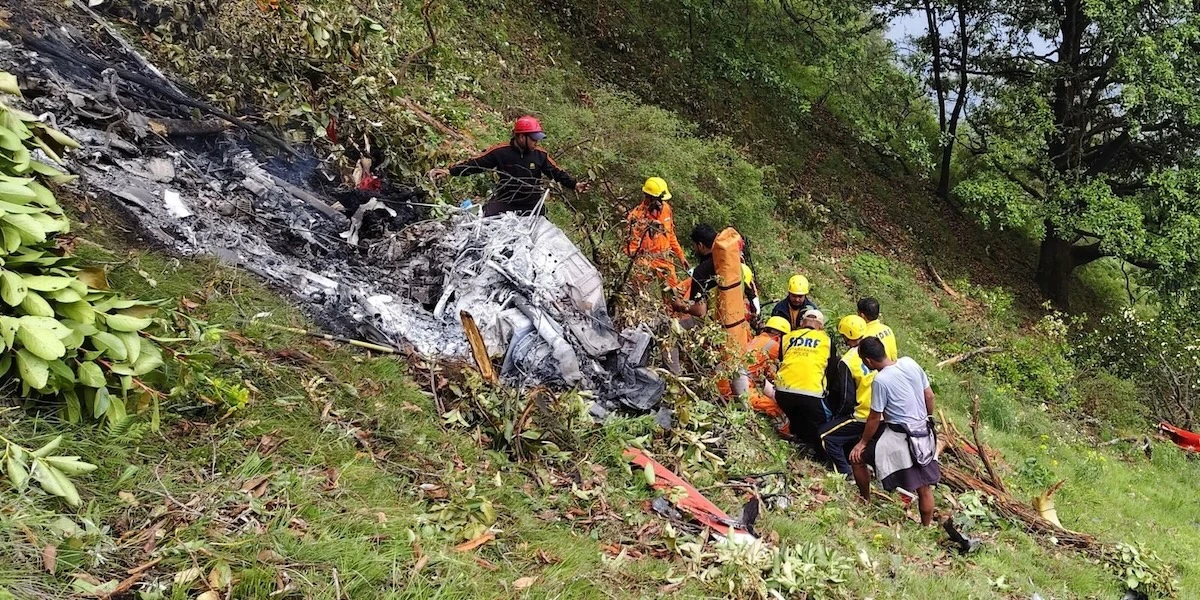 Un elicottero è caduto sull’Himalaya e nello schianto sono morte 7 persone