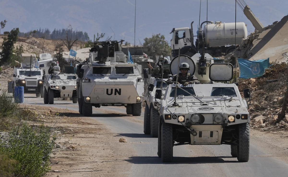 1 minuto faL’UNIFIL ha detto che Israele ha sganciato quattro granate dove stava lavorando parte del suo personale