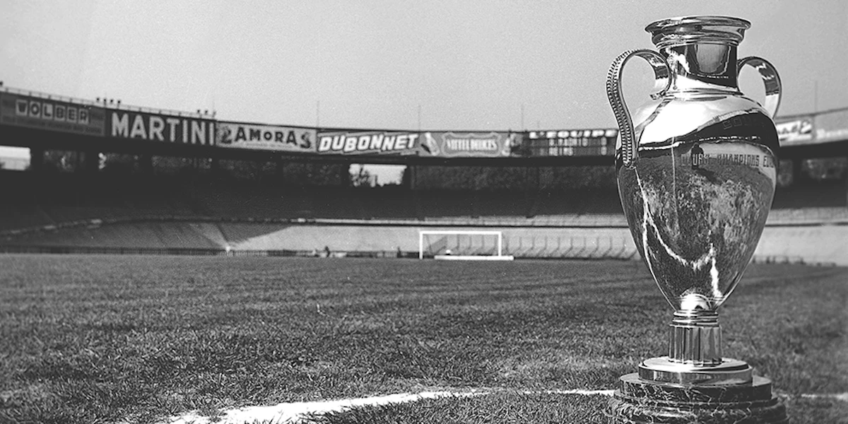 2 minuti faQuando l’Équipe si inventò la Coppa dei CampioniLa prima edizione iniziò settant'anni fa, dopo che un giornalista francese si era lamentato dell’articolo di un collega inglese