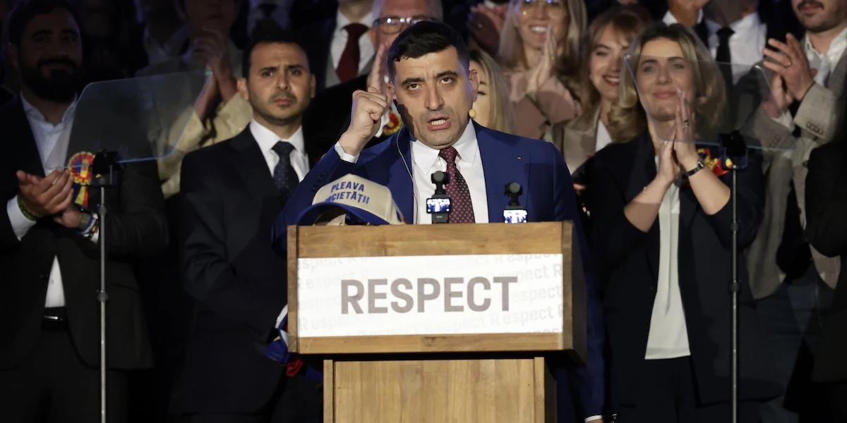 George Simion ha chiesto di annullare un’altra volta le presidenziali in RomaniaIl sovranista, che le ha perse, sostiene la versione della propaganda russa su imprecisate interferenze di Francia e Moldavia