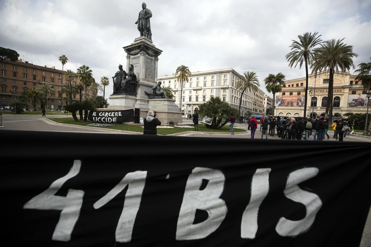 1 minuto faCome è stato smantellato un carcere che un po’ funzionavaIl ministero della Giustizia ha svuotato il San Michele di Alessandria e bloccato le attività culturali senza dare spiegazioni, per farlo diventare un carcere per il 41-bis