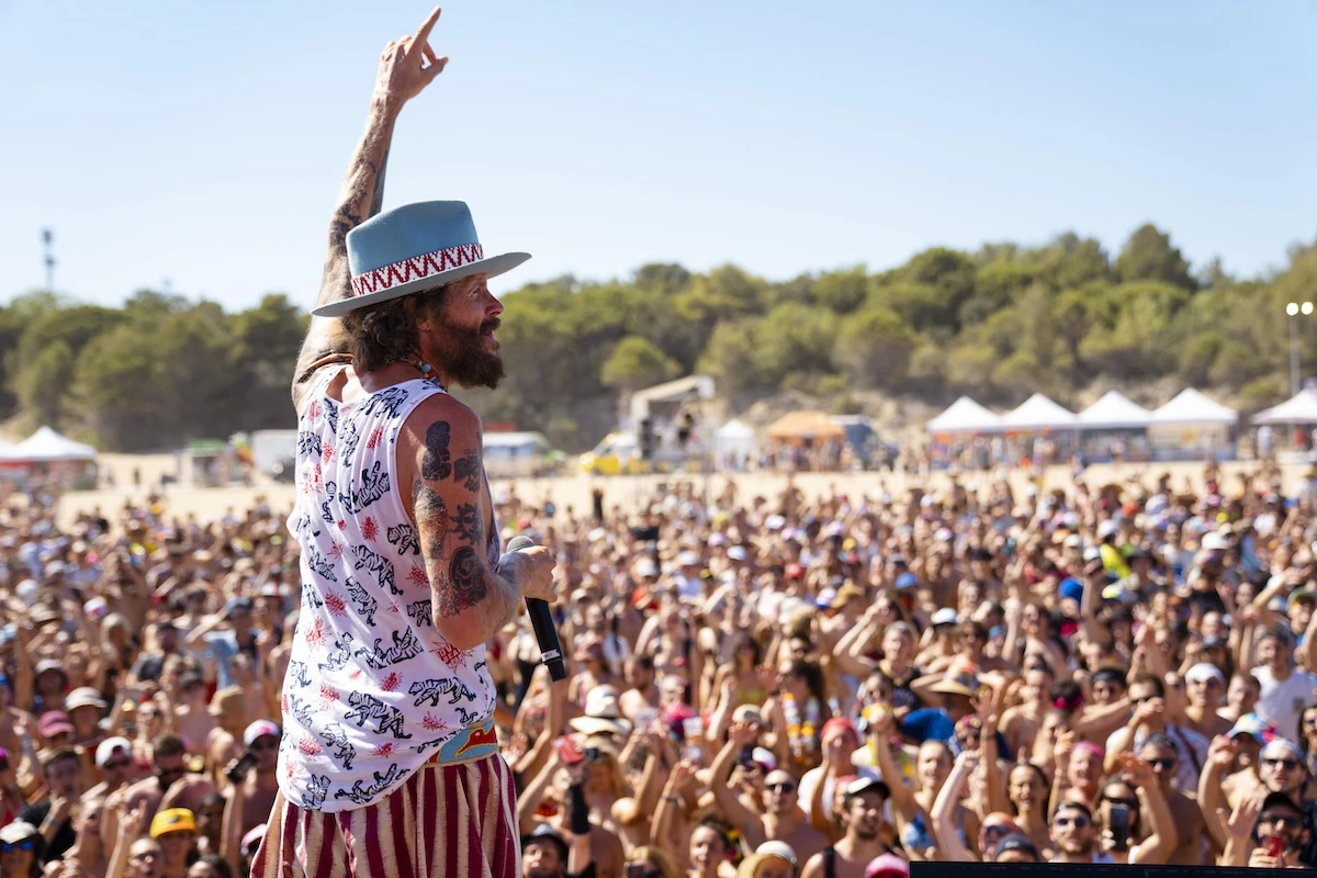 2 minuti faLa procura di Trani sta indagando su tre persone coinvolte nell’organizzazione del Jova Beach Party di Barletta del 2022