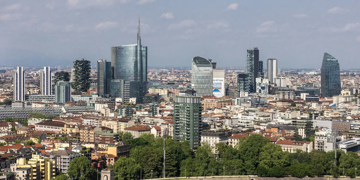 Le grandi città in cui gli affitti costano troppoRispetto a quello che le persone possono permettersi andando a vivere da sole: con un terzo dello stipendio non si trova quasi nulla