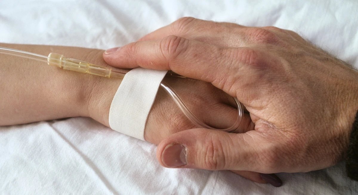 2 minuti faIl tempo perso con Stamina e quello guadagnato con la ricercaCome una rivoluzionaria terapia è stata sviluppata sfidando il sistema, ma restandoci dentro, raccontato nel nuovo libro di Beatrice Mautino