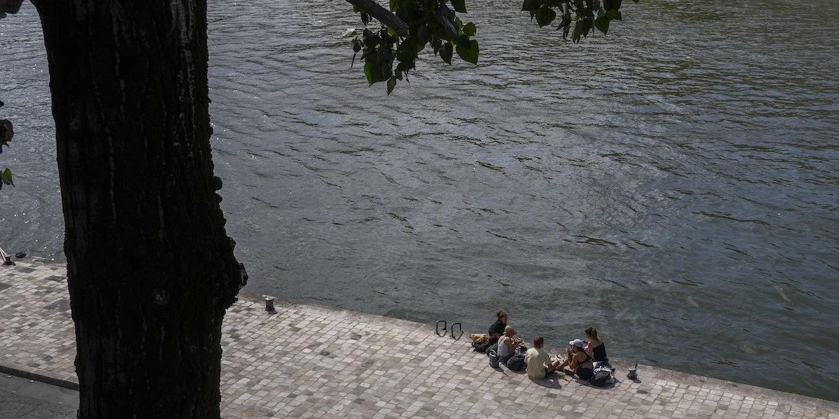 1 minuto faA Parigi è stato fermato un uomo sospettato di aver ucciso alcune persone i cui corpi sono stati trovati nella Senna