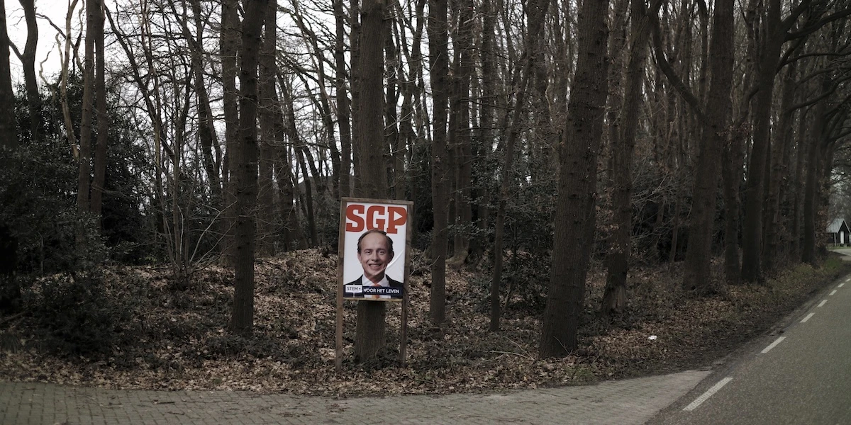 4 minuti faIl partito nei Paesi Bassi che non vuole candidare le donne in parlamentoPer il Partito Politico Riformato le donne non dovrebbero nemmeno votare, ma all'interno c'è chi sta cercando di cambiare le cose