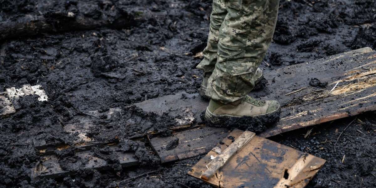 Gli attacchi contro i centri di arruolamento in UcrainaCe ne sono stati quattro in cinque giorni, e tre persone sono state uccise: secondo i servizi segreti sono coordinati dalla Russia