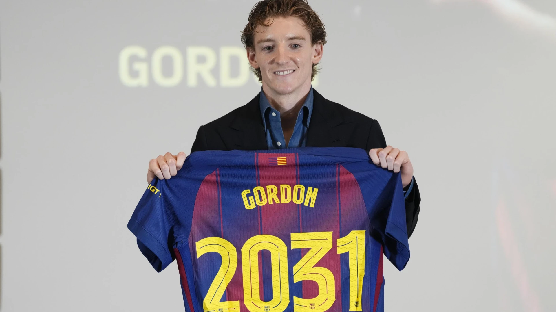 Anthony Gordon: 